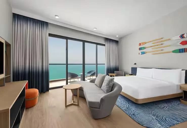 Breeze Double Family room with sea view full double bed