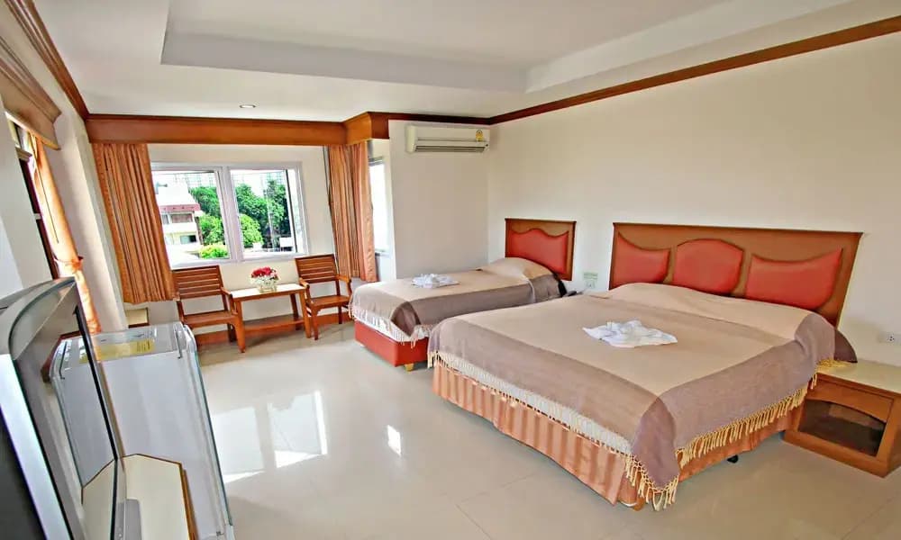 Superior Triple room