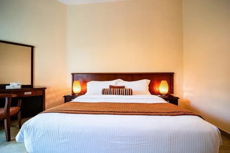 Executive Double Suite full double bed