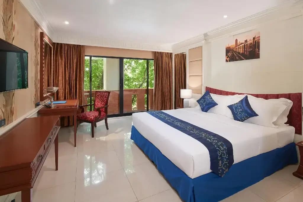 Grand Deluxe Double room full double bed