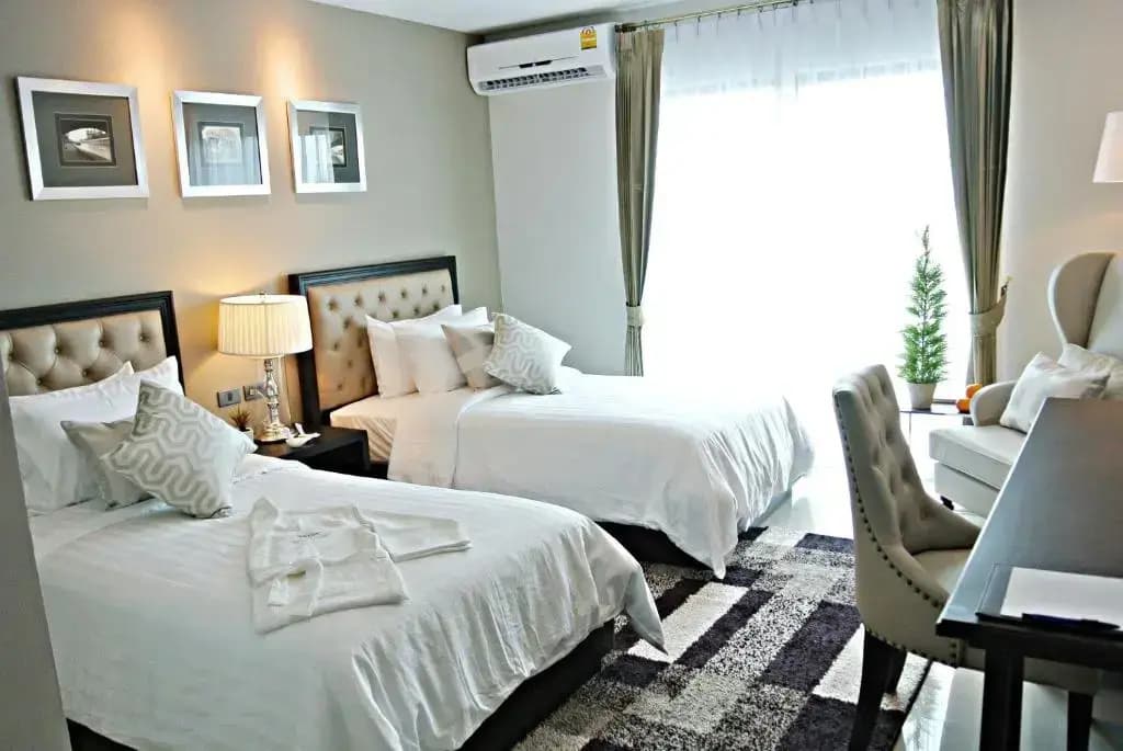 With Bath Double room twin beds