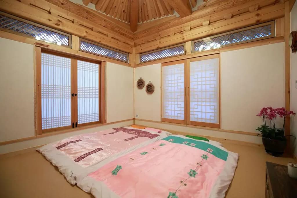 Moonmoo room