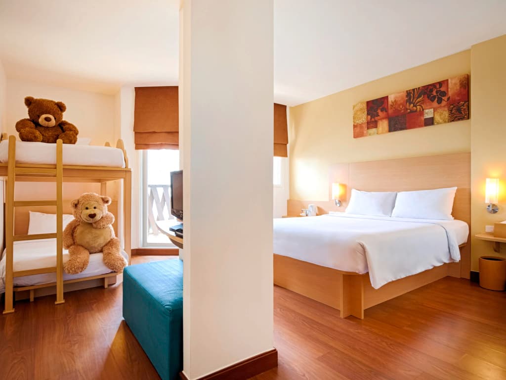 Superior Quadruple room