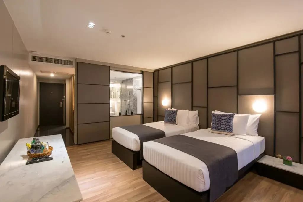 Grand Deluxe Double room full double bed