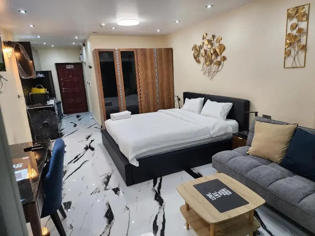 Double room with sea view full double bed