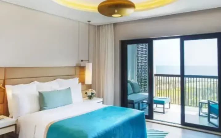 Club Lounge Access Double Junior Suite Garden View full double bed