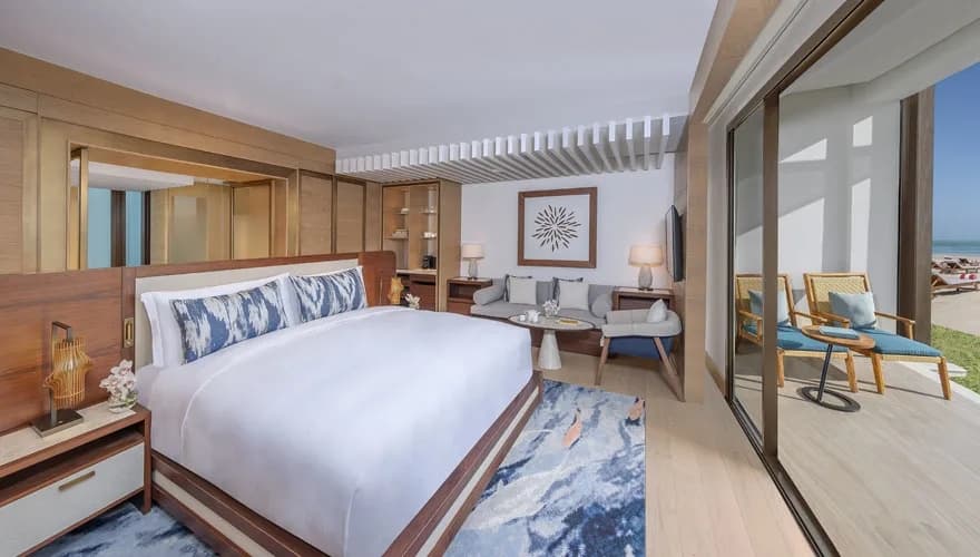 Deluxe Double room beachfront full double bed