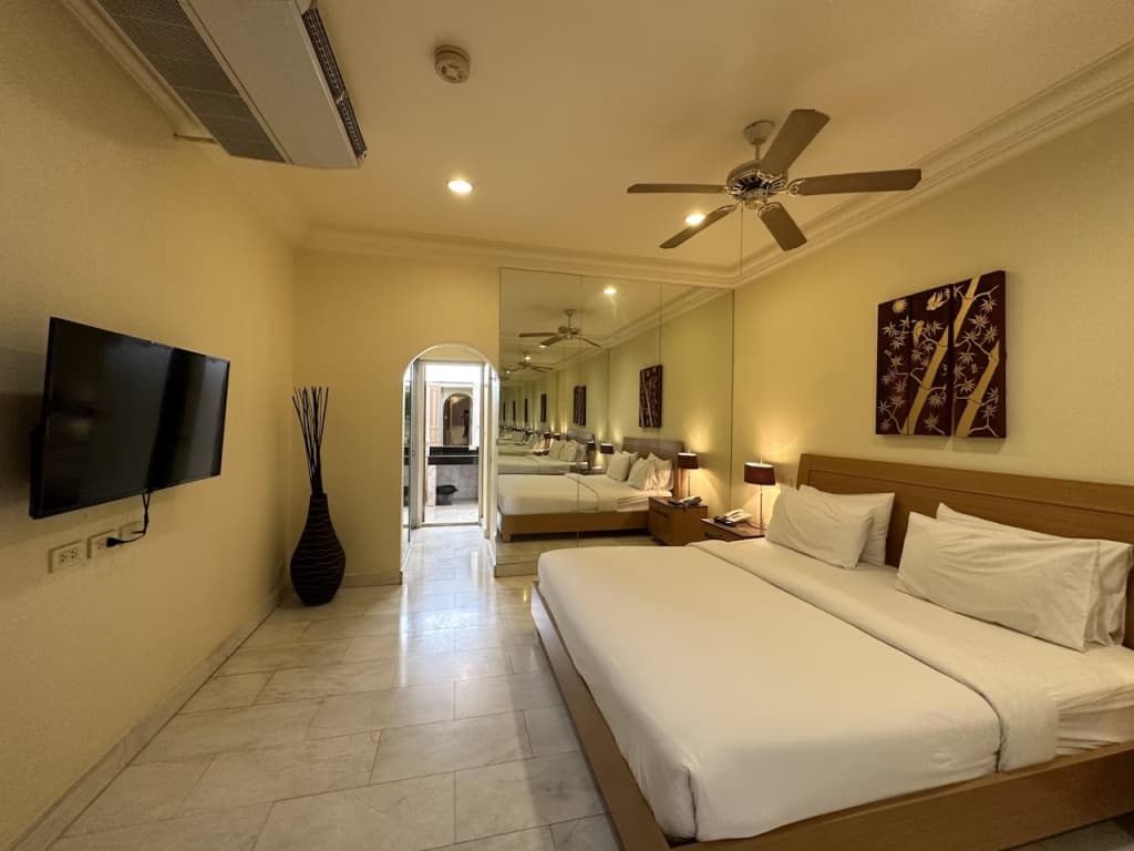 2 Bedrooms Penthouse Apartment