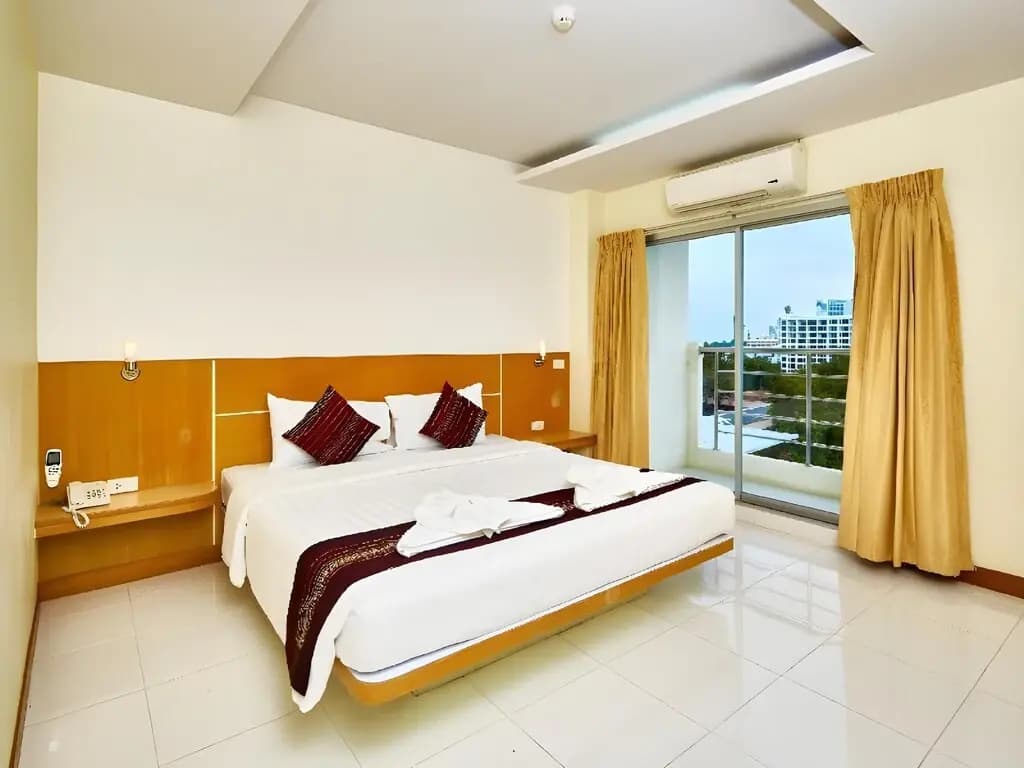 Deluxe Double room full double bed
