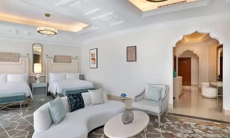 Premier Double room with golf view twin beds