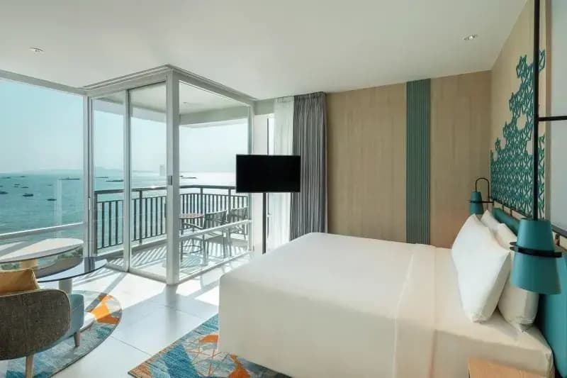 Premium Bay Tower Double room beachview full double bed