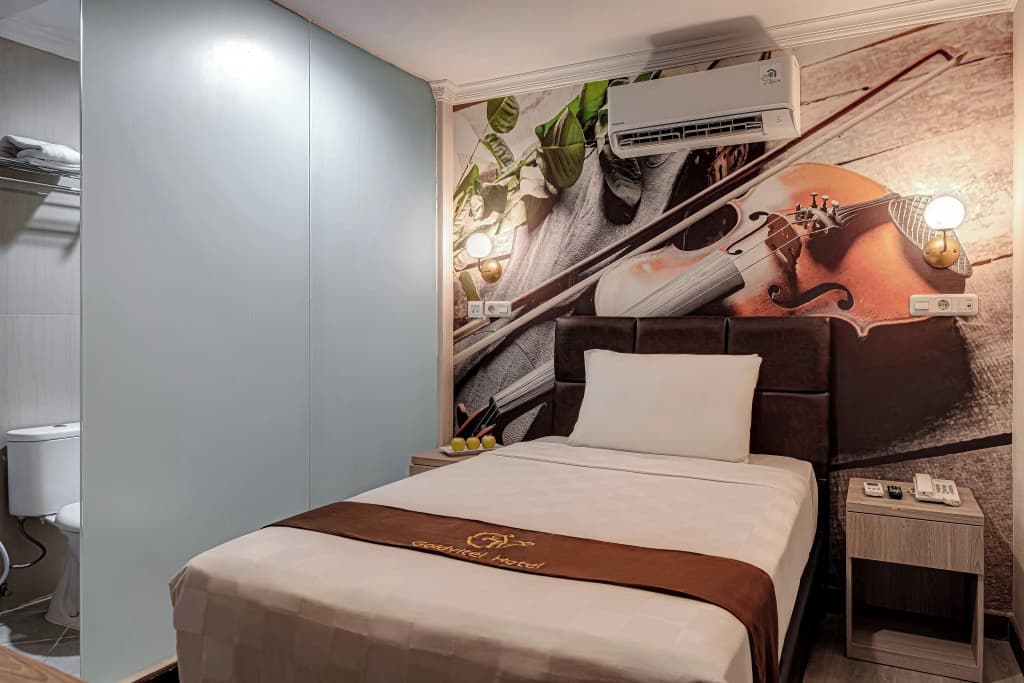Standard Double room full double bed