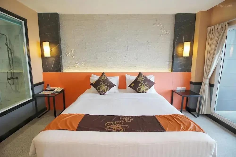 Superior Plus Double room full double bed