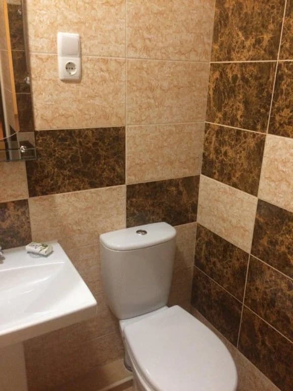 Double Suite full double bed
