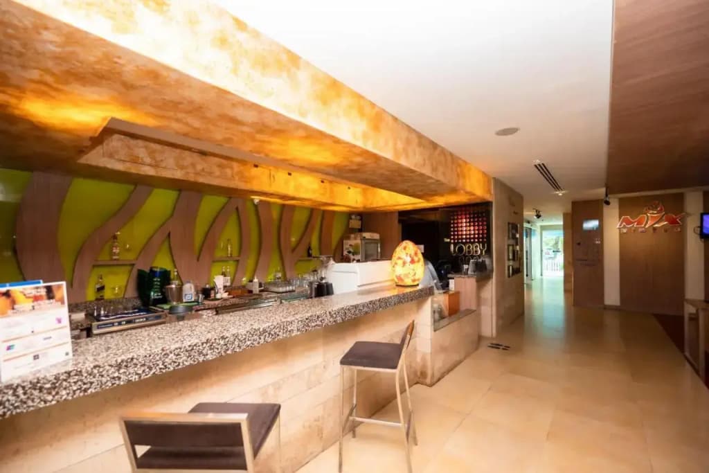 Hotel photo 12