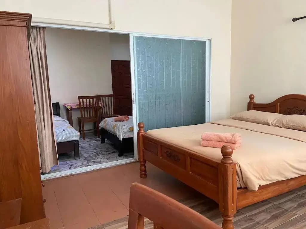 Standard Quadruple room
