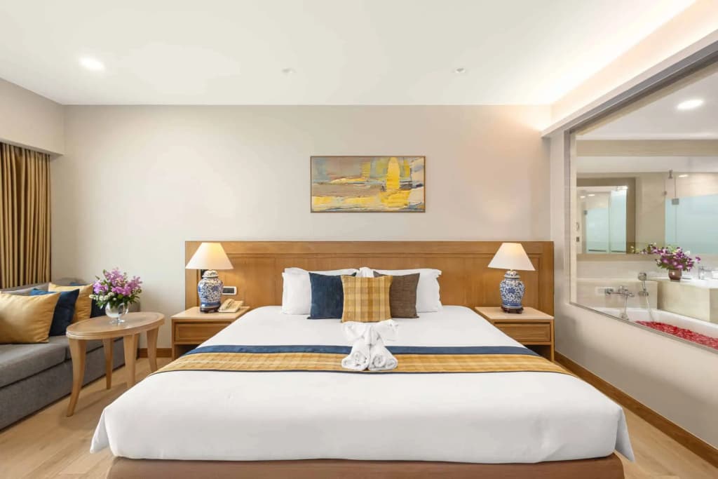 Ocean Deluxe Double room full double bed