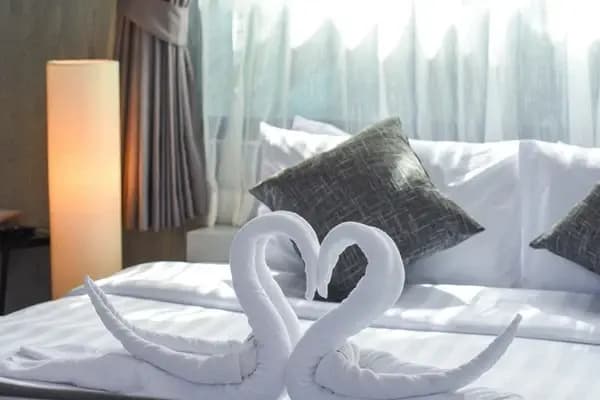 Double Pool Villa full double bed