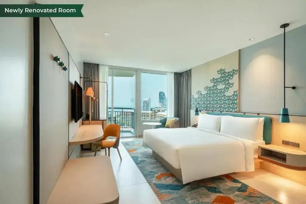 Standard Bay Tower Double room with sea view full double bed