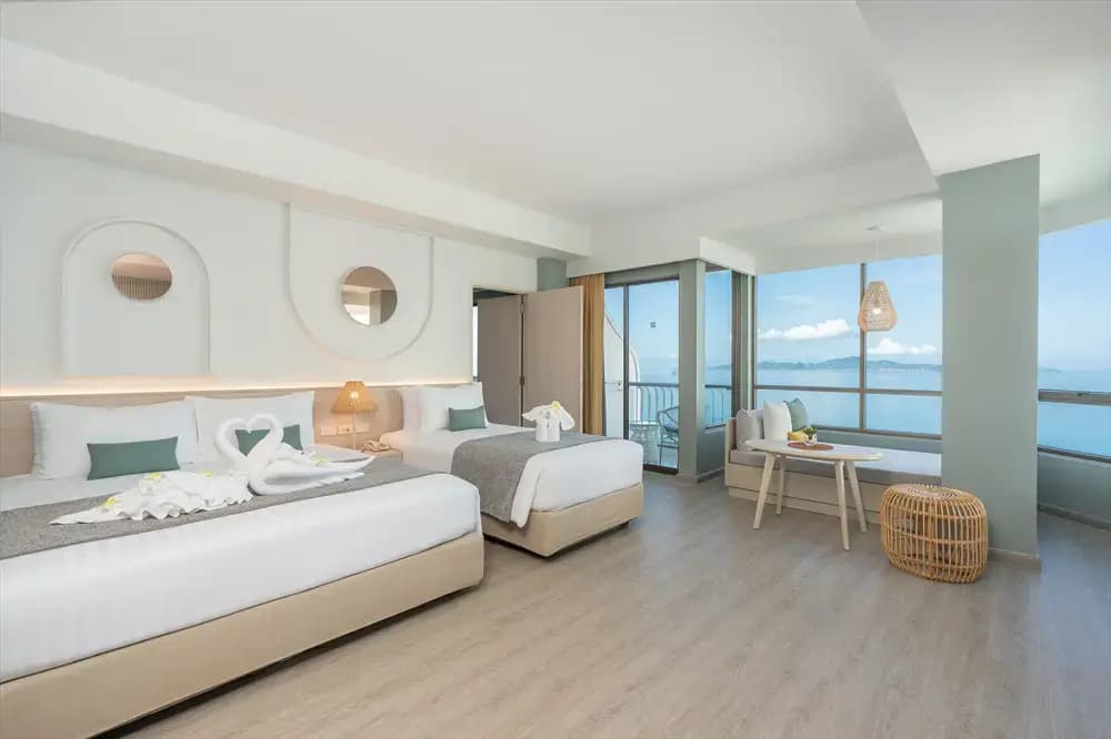 Family Suite with ocean view