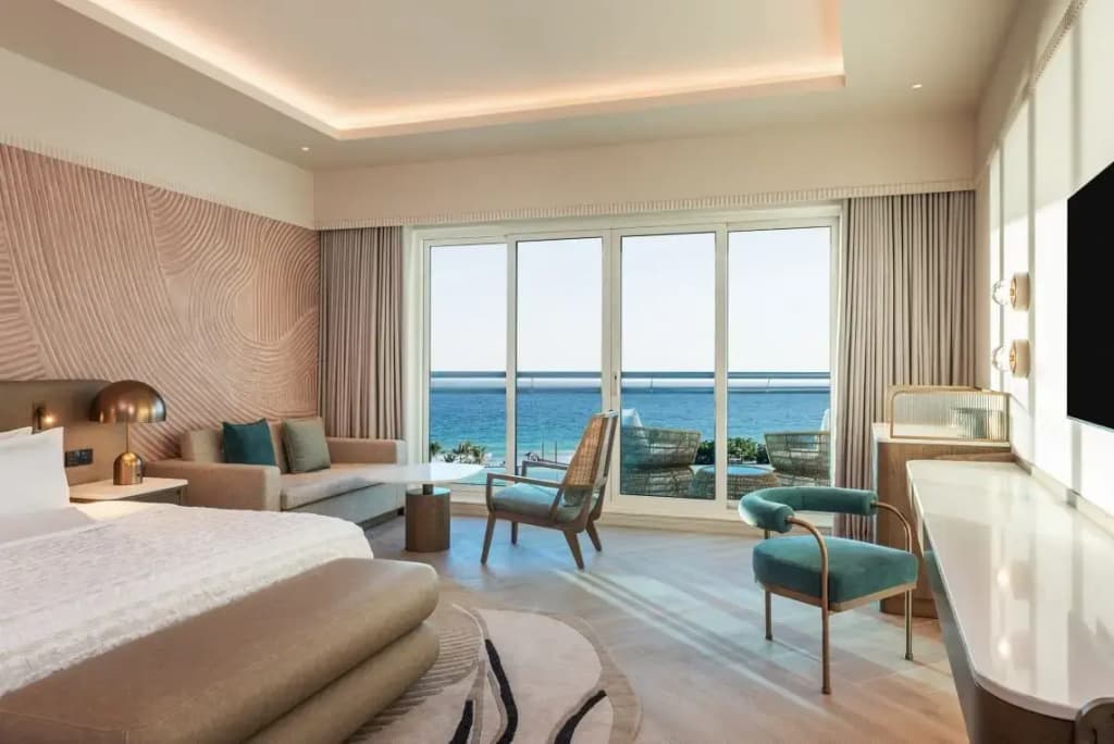 Renovated Superior Double room with balcony and with sea view full double bed