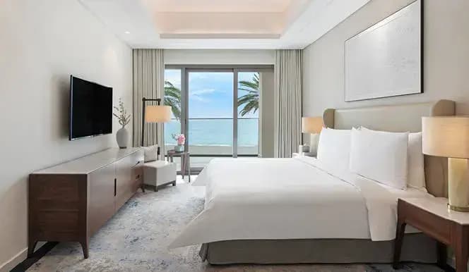 5 Bedrooms Pool Villa beachfront