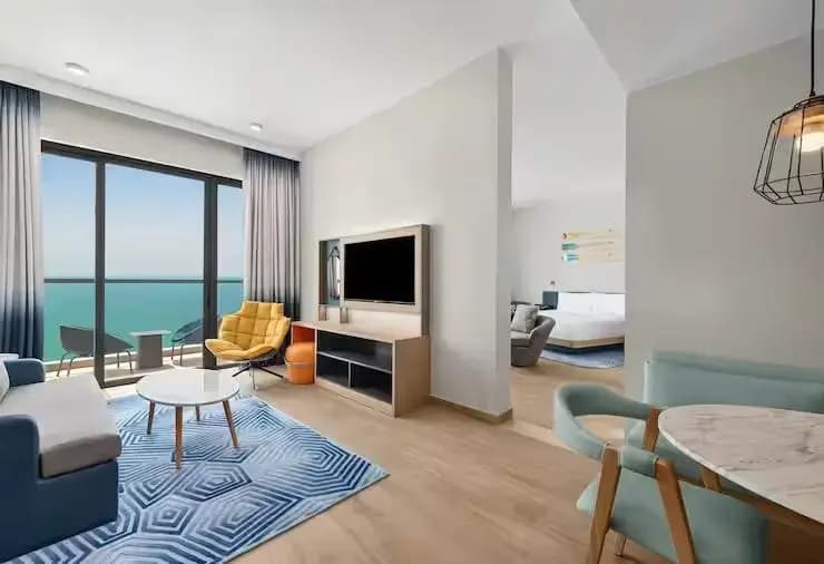 Treasure Double Family room with sea view full double bed