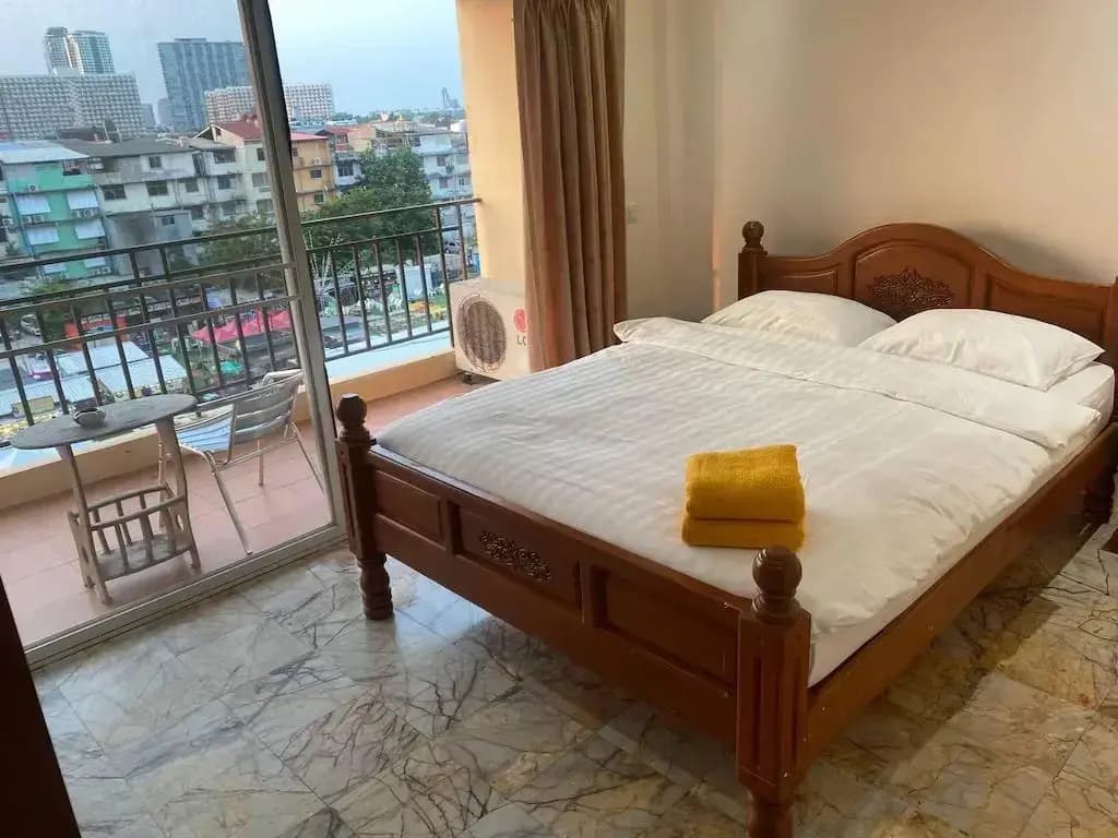 Budget Double room full double bed