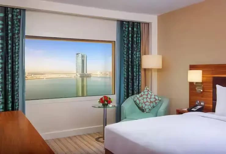 1 Bedroom Double Suite full double bed