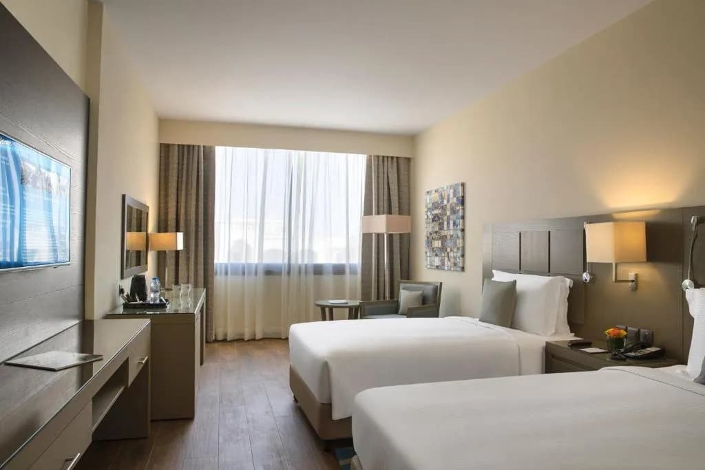 Double room with pool view twin beds