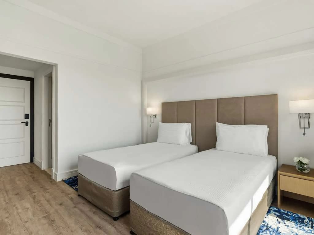 Deluxe Double room twin beds