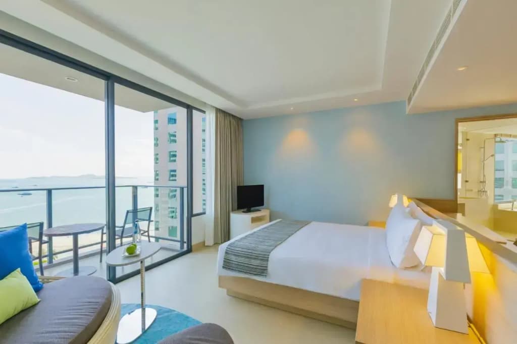 Hotel photo 12