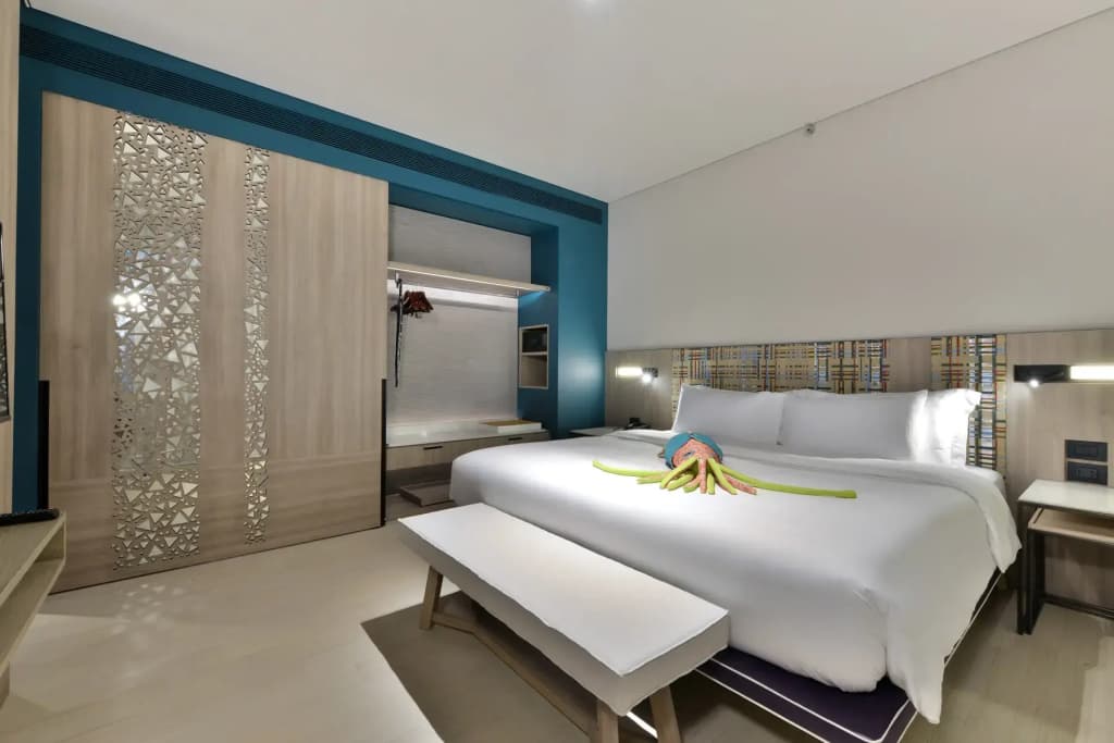 Family Pool Suite