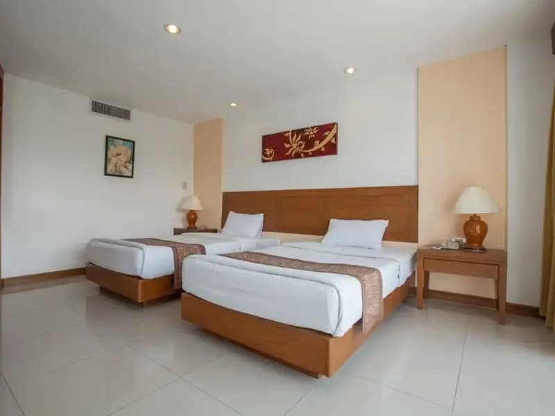 Deluxe Double room twin beds