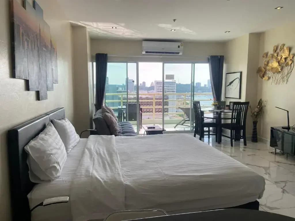 Double Apartment with sea view full double bed