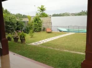 Sapara River Inn