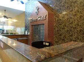 Sandman hotel and Sports bar