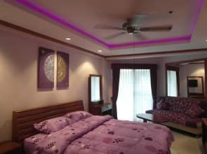 Jomtien Beach Condominium A3 Floor 11 Room 19