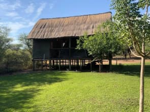 Lorato Lodge and Camping