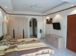 View Talay 1B Floor 6 Room