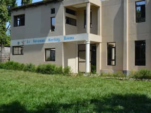 Le Savanna Country Lodge And Hotel