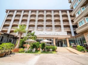 Sunday JA Plus Hotel