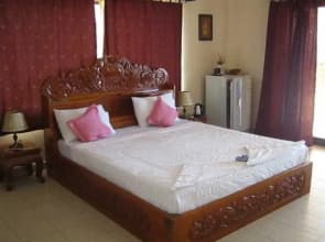 Golden Rooster Resort