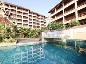 The Heritage Pattaya Beachfront Resort