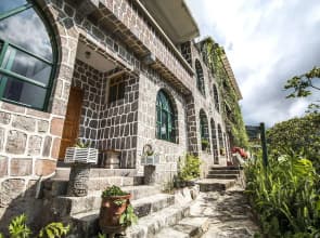 Eco Hotel Uxlabil Atitlan