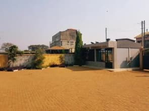 The Duke of Breeze Hotel