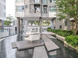 Llx Condo@The Base   Cityview&Sea View