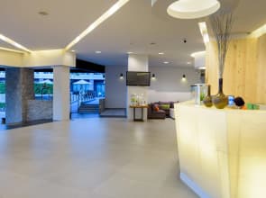 Hotel J Residence
