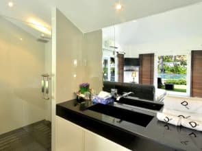 Luxury 5 Stars Beach Villa 6 Beds