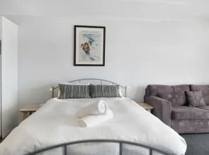 Snowy Studio - Jindabyne